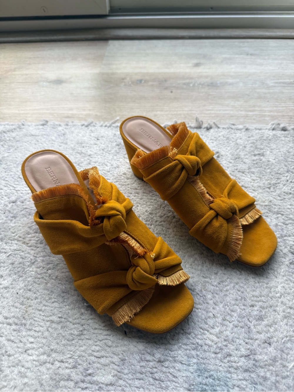 Anthropologie Bernardo 7.5 Mustard Suede Leather Fringe Mule Heels Boho Summer